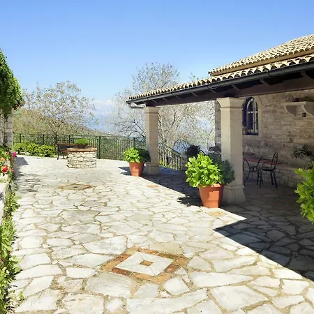 Villa Thresher's House *