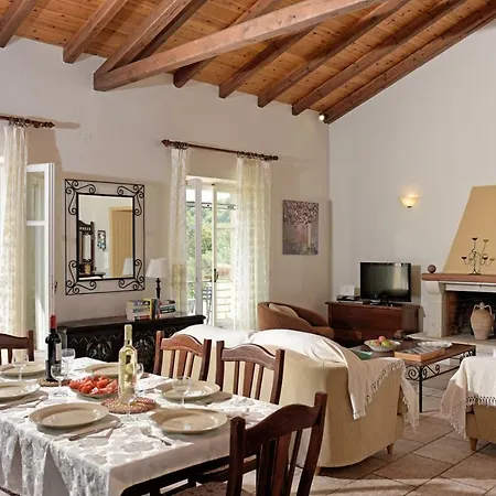 Villa Thresher's House