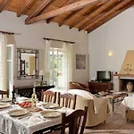 Villa Thresher's House
