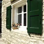 Thresher's House *